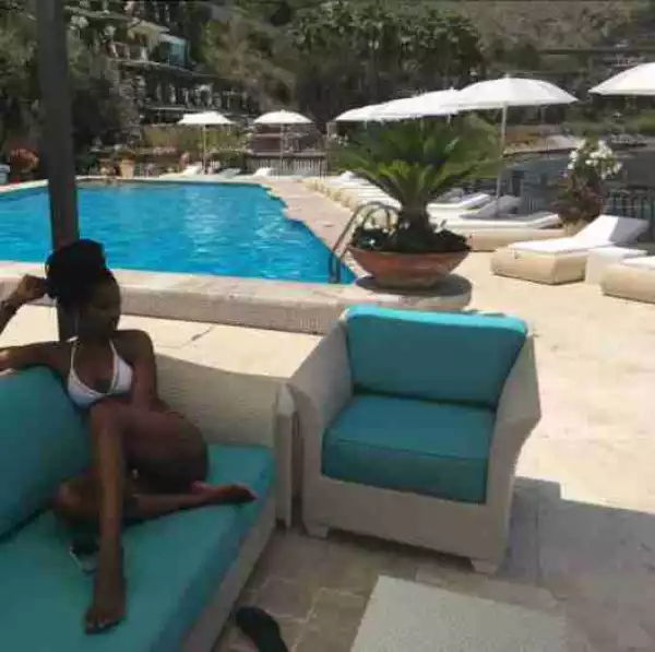 Former Miss World, Agbani Darego, Stuns In Bikini By A Pool Side (Photo)